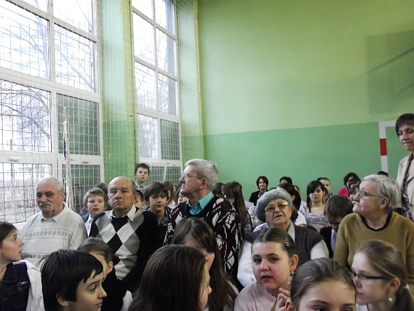 Szkoła Podstawowa nr 9 w Jastrzębiu-Zdroju - zapraszamy seniorów